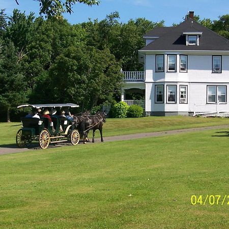 Marco Polo Inn Cavendish Eksteriør billede
